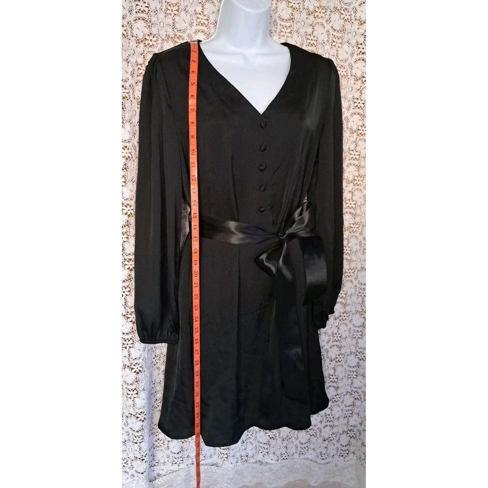 Pretty Garden Dress M Black V Neck Balloon Sleeves Satin‎ Tie Knee Length NWT